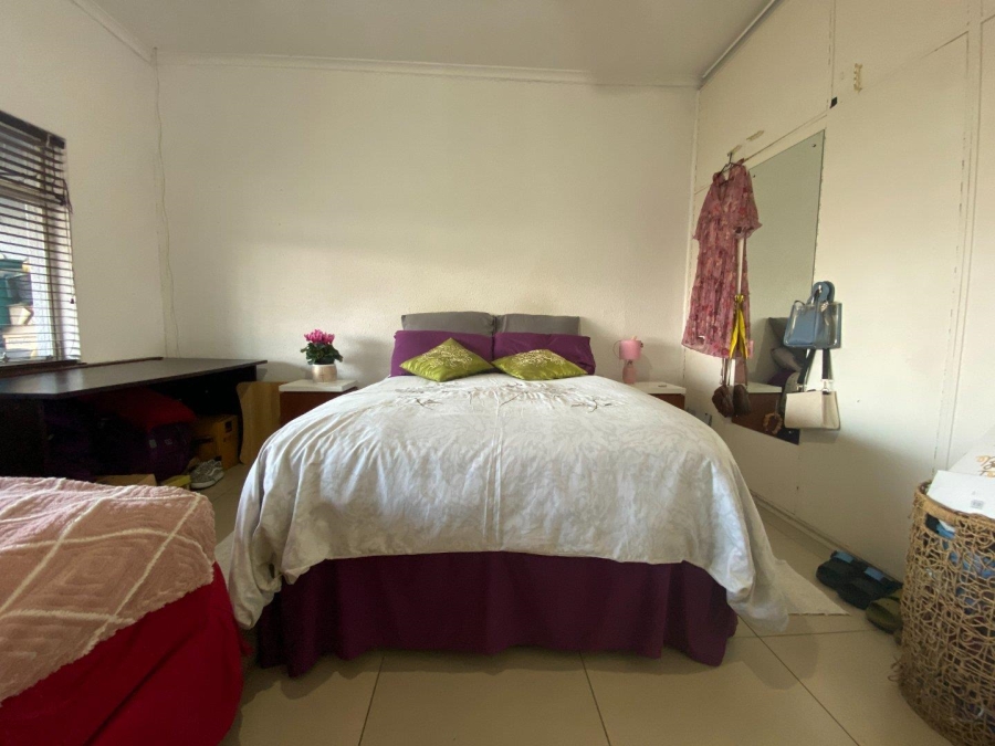 2 Bedroom Property for Sale in Oakdale Western Cape